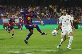 九游游戏平台包含瓦伦西亚内部会议纪要流出：赛后再遭质疑；西甲使命明确；数据趋势出现新变化的词条