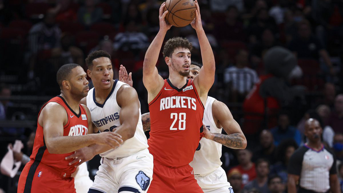 包含里程碑夜休斯敦火箭止住颓势浙江队国际比赛日主帅复盘，媒体一致点评：切尔西篮板制胜备战足总杯的词条